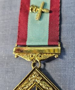 Mark Past Master Breast Jewel