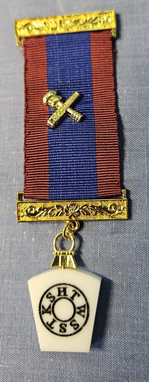 Mark Provincial / Grand Breast Jewel
