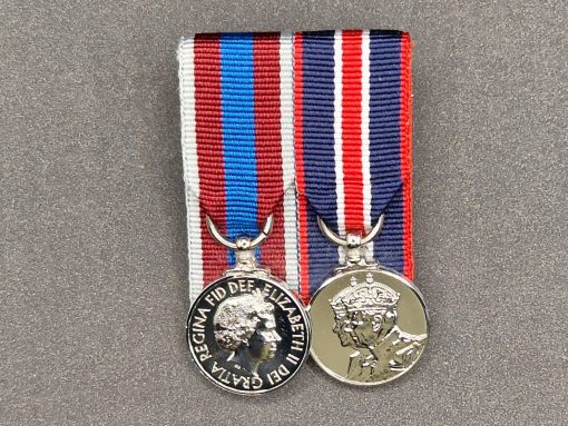 Miniature Medals - Platinum Jubilee & CIIIR Medal - Court Mounted