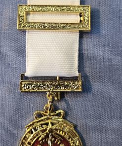 Alternative view of Scotland - Royal Arch Companions Jewel